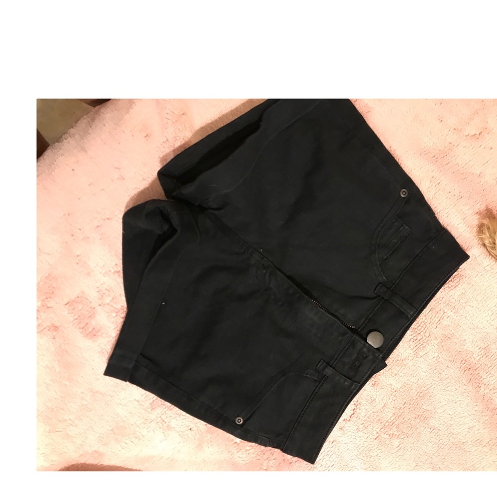 Forever 21 black shorts